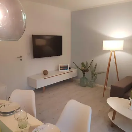Inselwind - Ferienwohnung 04 „Meersalz“ *